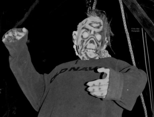 black-and-white-hanging-monster