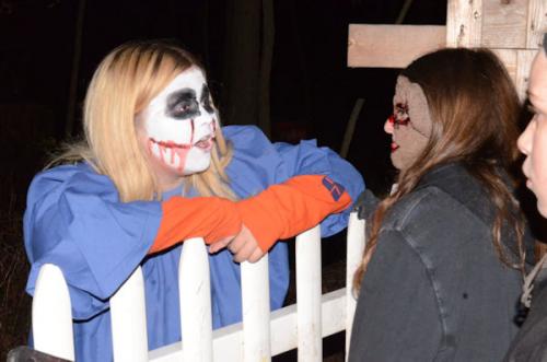haunted-house-volunteers-2