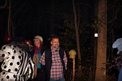 haunted-woods-crowd-3