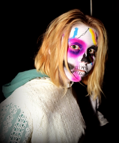 swinging-dead-girl-3