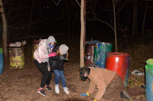 toxic-gas-mask-man-6